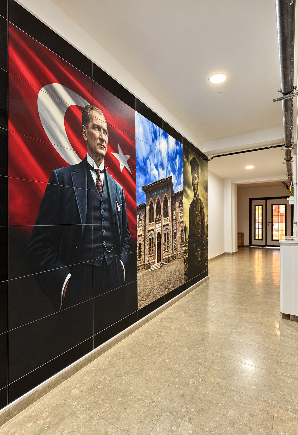 Demiray-Öner Apartmanı giriş lobisi